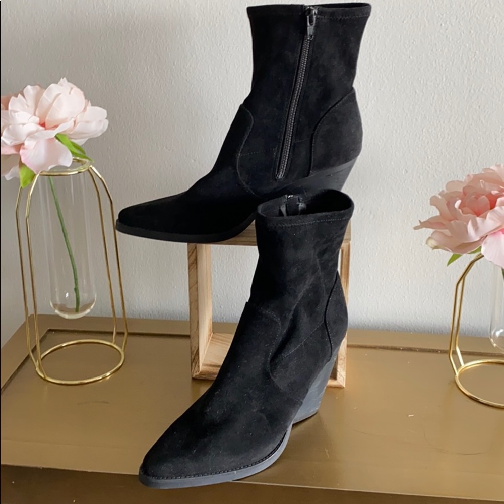DLSloan Black Suede Booties
